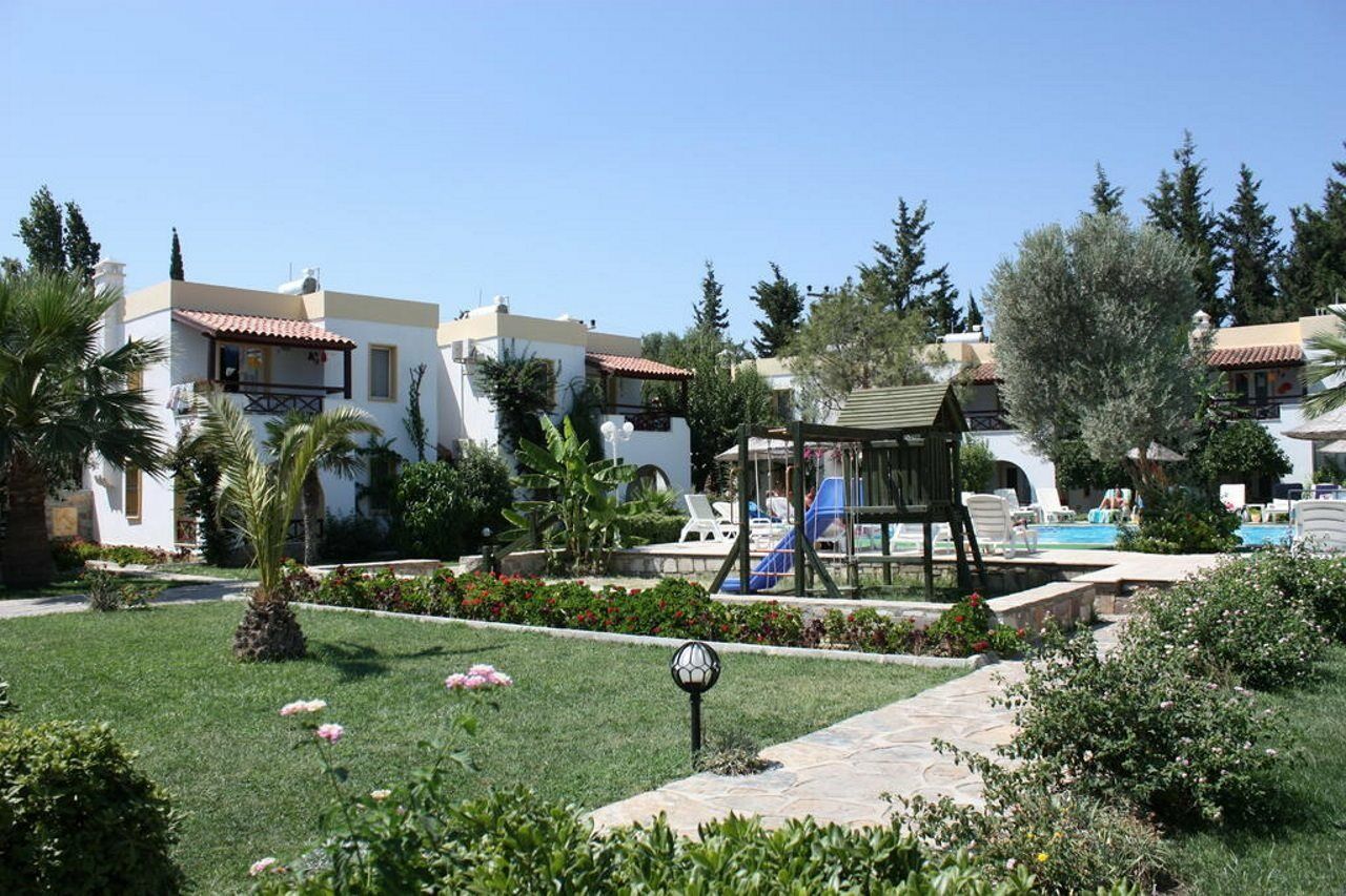 Toloman Bitezpark Hotel apartamentowy 3*